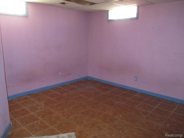 3600 Emmons Avenue Rochester, MI 48307 - Photo 13 of 23 IMG_0266.jpg
