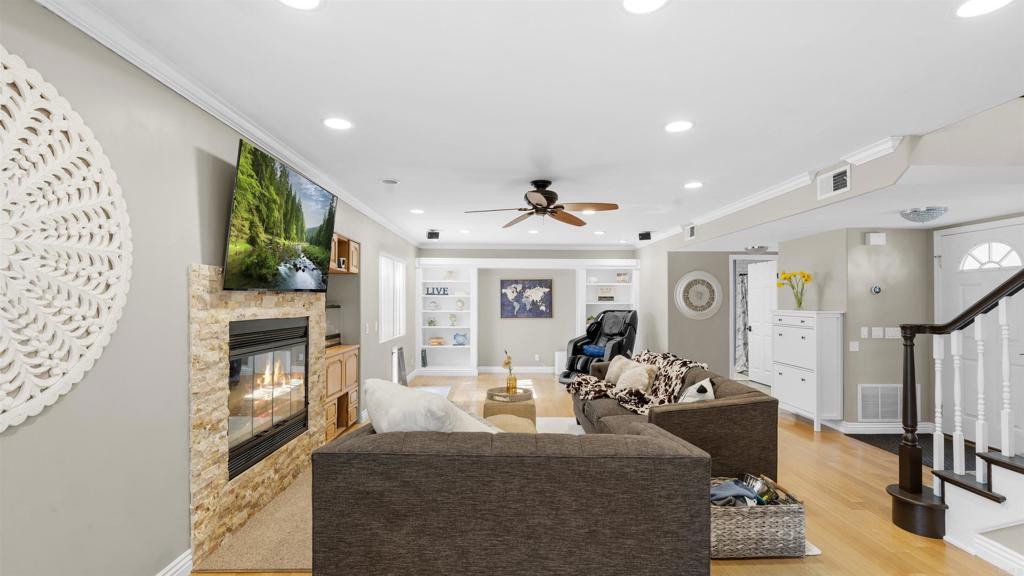 9869 Aldergrove Lane Spring Valley, CA 91977 - Photo 9 of 41