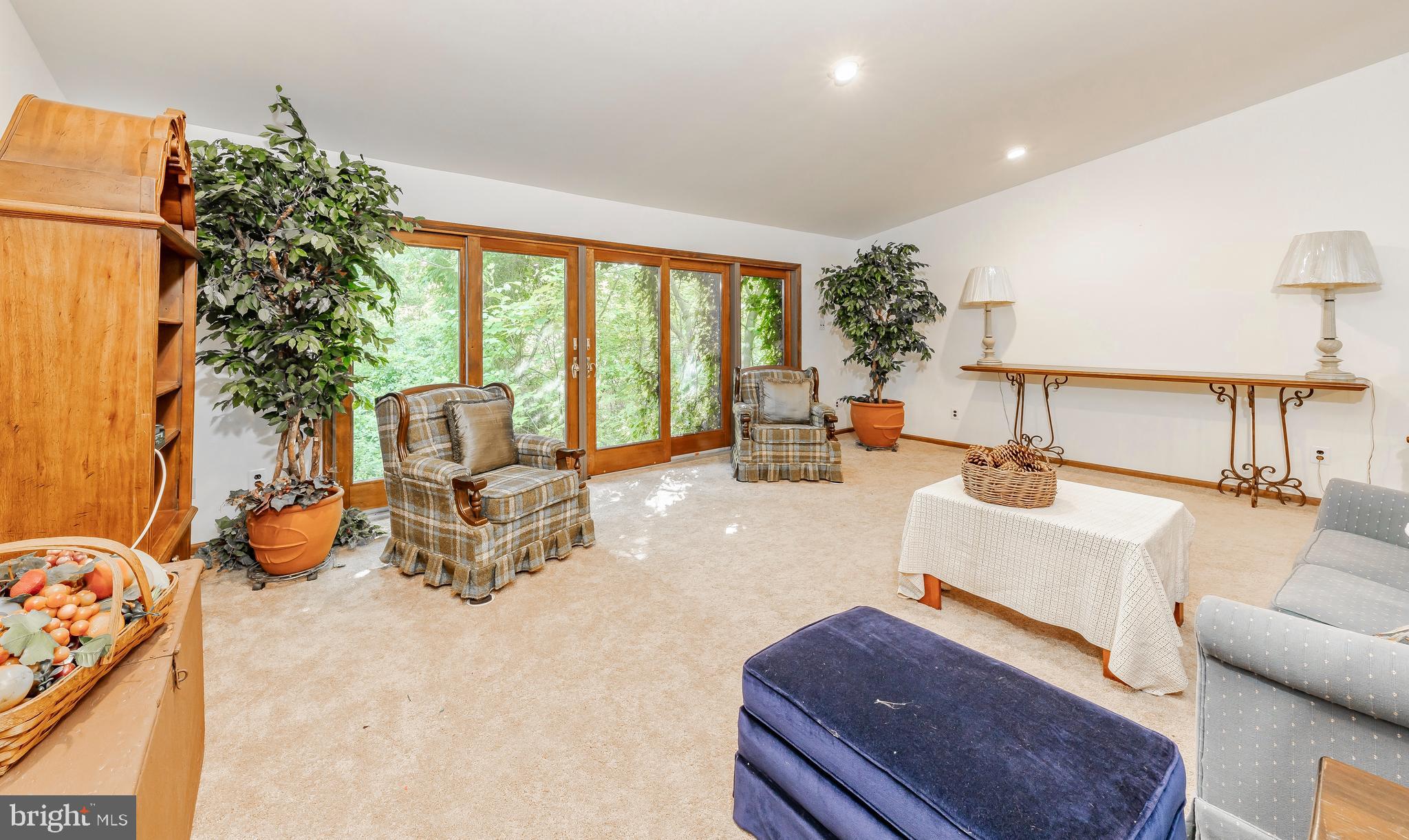 144 Pitman Downer Road Sewell, NJ 08080 - Photo 28 of 34 In-Law Suite Living