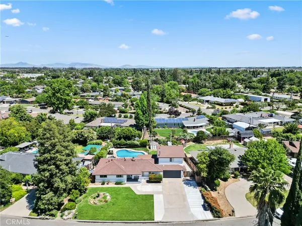 $619,000 | 925 South Purdue Avenue, Fresno, CA 93727