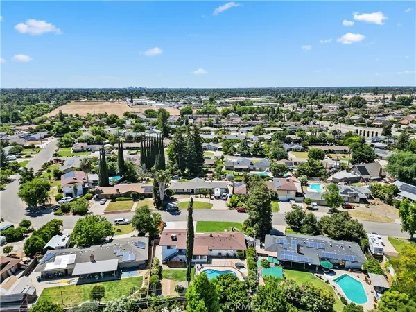 $619,000 | 925 South Purdue Avenue, Fresno, CA 93727
