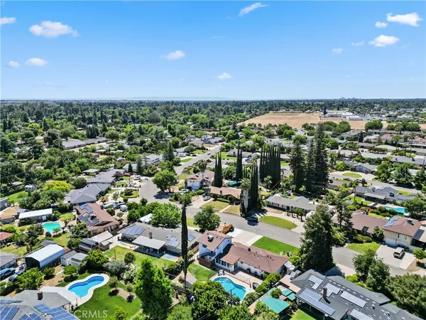 $619,000 | 925 South Purdue Avenue, Fresno, CA 93727