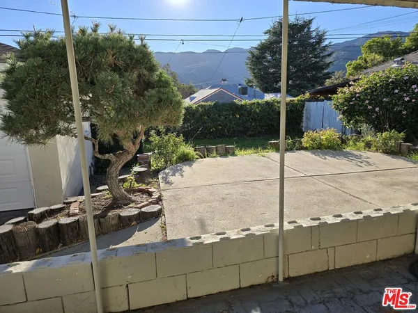 $985,000 | 2944 Mayfield Avenue, La Crescenta, CA 91214