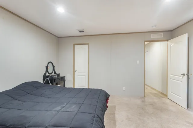 $174,900 | 21835 Northwest Nw Lake, Vernon, FL 32462