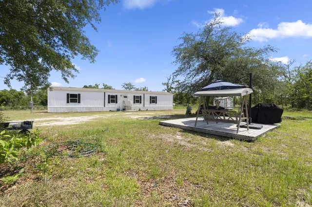 $174,900 | 21835 Northwest Nw Lake, Vernon, FL 32462