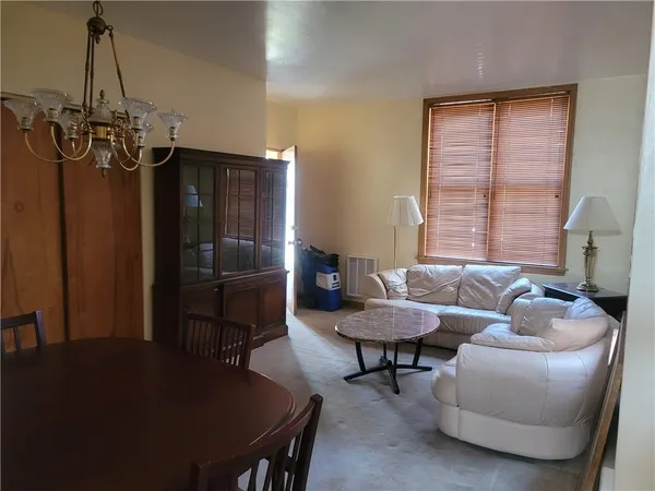 $1,500 | 404 East Beau Street, Washington, PA 15301