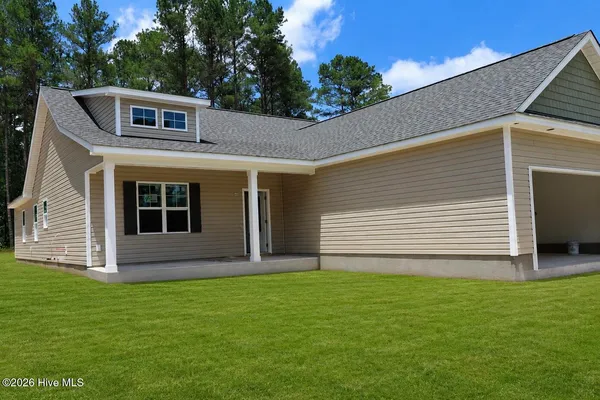 $399,000 | 42 Peach Court, Burgaw, NC 28425