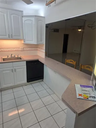 $1,800 | 259 South Cypress Road, Unit 509, Pompano Beach, FL 33060