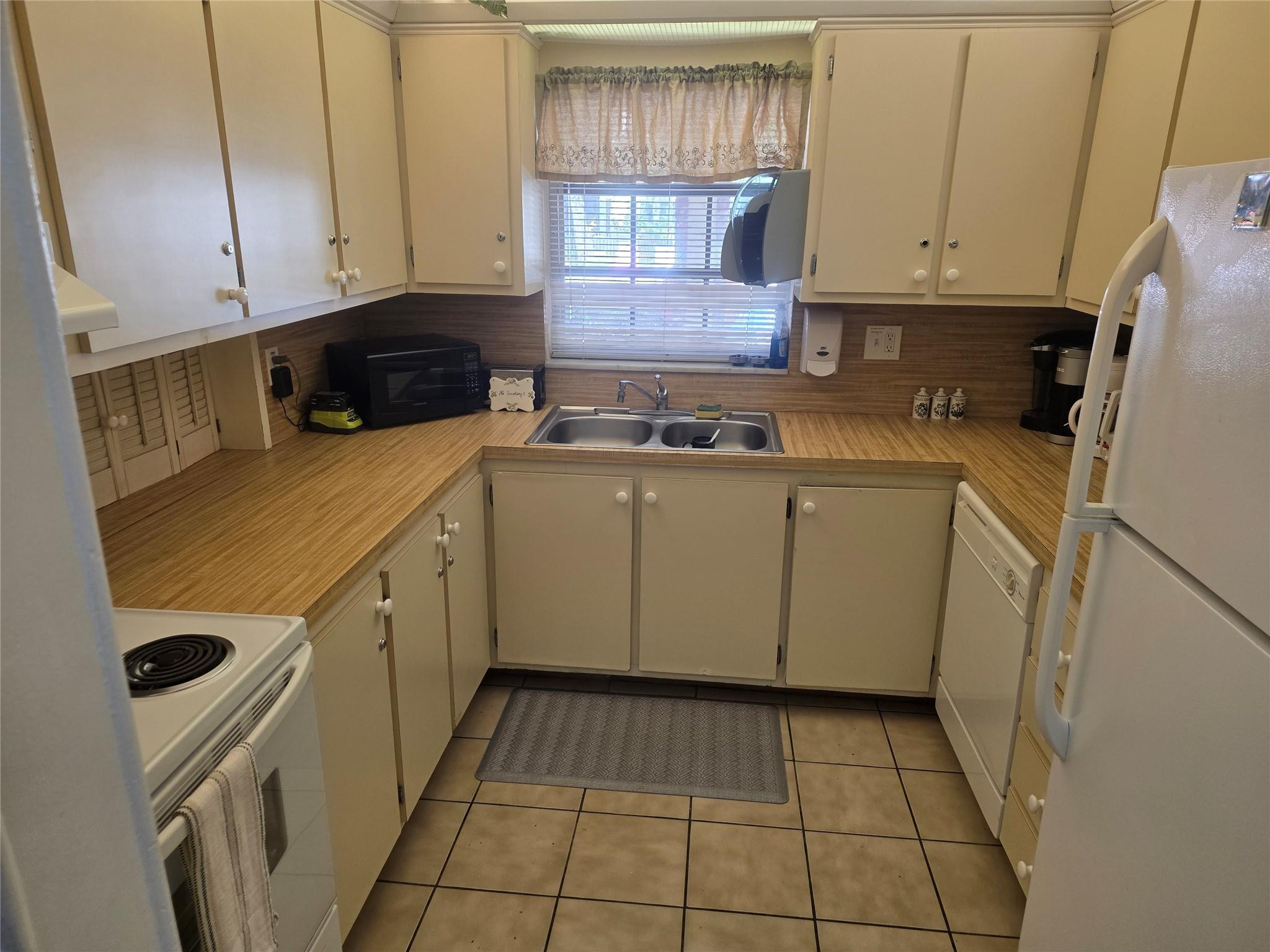 259 South Cypress Road, Unit 509 Pompano Beach, FL 33060 - Photo 23 of 29 Photo 23
