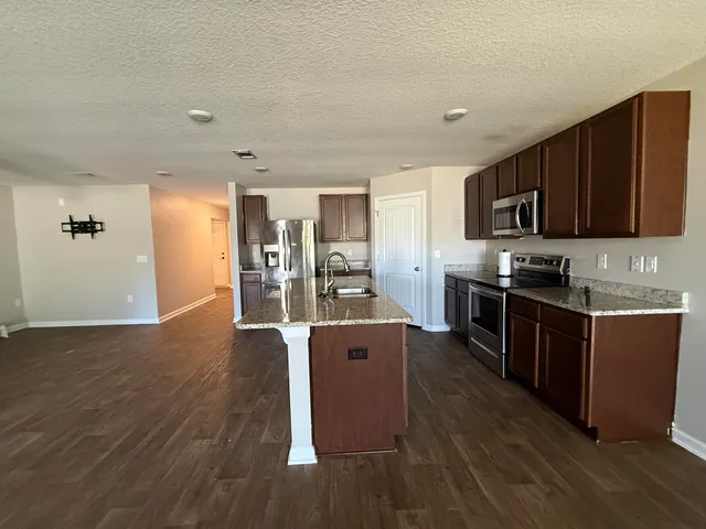 $2,300 | 1004 Limpkin Street, Crestview, FL 32539