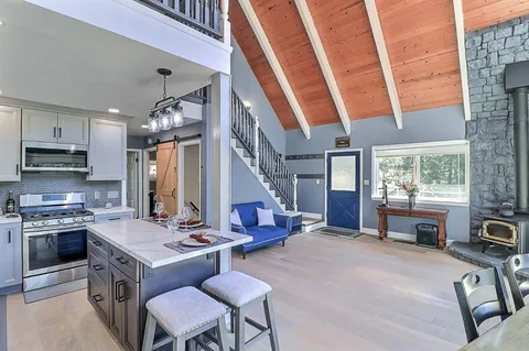 $498,000 | 20135 Pine Mountain Drive, Groveland, CA 95321