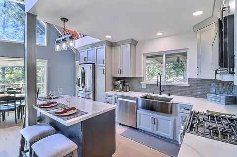 $498,000 | 20135 Pine Mountain Drive, Groveland, CA 95321