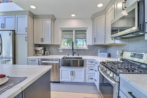 $498,000 | 20135 Pine Mountain Drive, Groveland, CA 95321