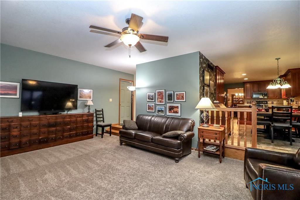 306 Ridgepoint Circle Waterville, OH 43566 - Photo 9 of 28 Gallery Image 9