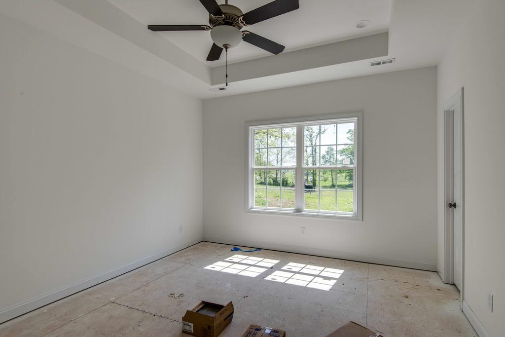 413 Kaiser Road Dickson, TN 37055 - Photo 10 of 24 Gallery Image 10
