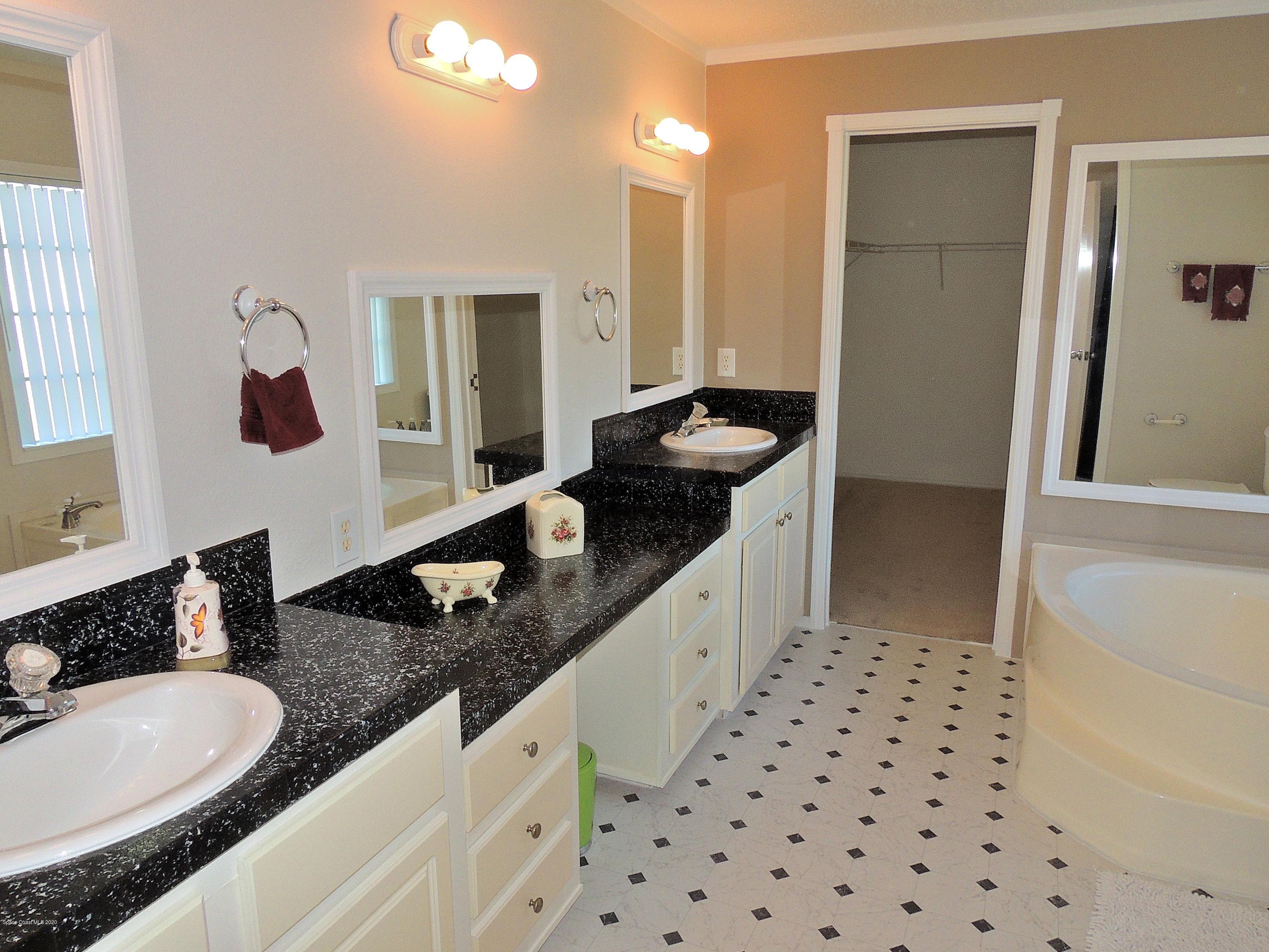 855 Phyllis Way Cocoa, FL 32926 - Photo 22 of 54 Master Bath