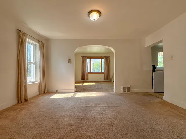 $154,900 | 1113 38th Avenue, Menominee, MI 49858