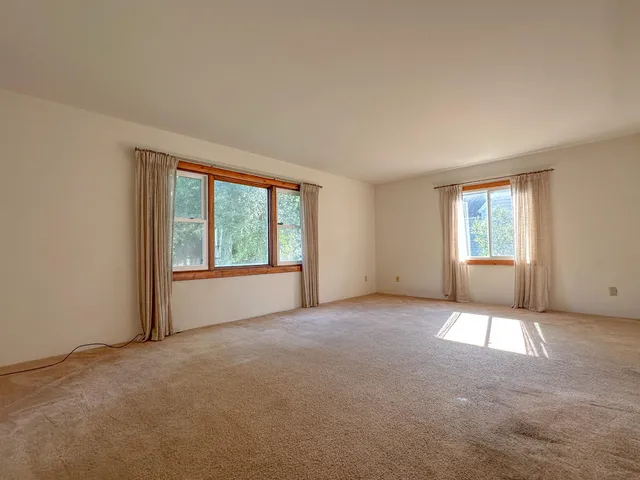 $154,900 | 1113 38th Avenue, Menominee, MI 49858