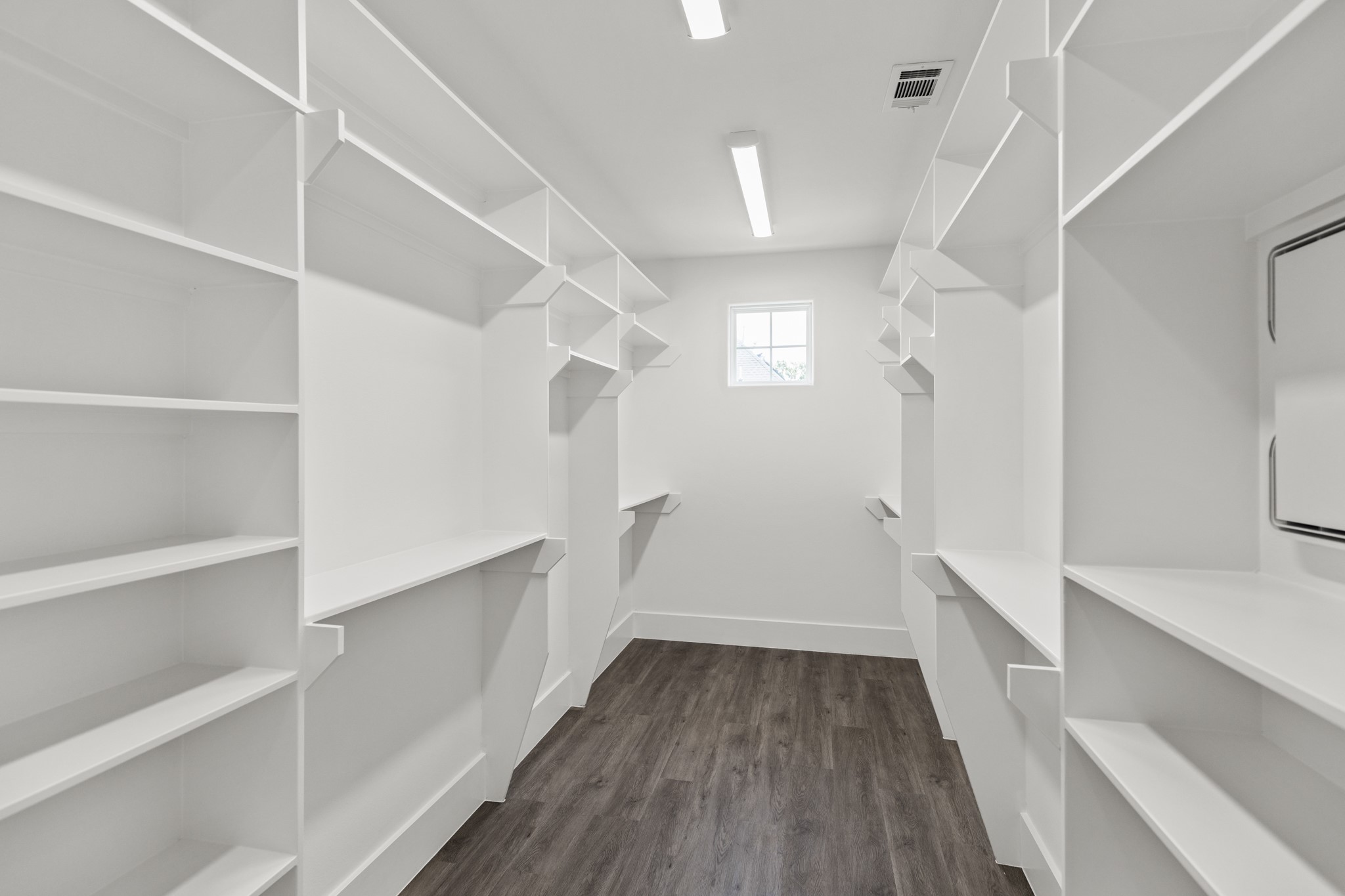 1421 West 23rd Street, Unit C Houston, TX 77008 - Photo 23 of 40 a view of entryway with wooden floor