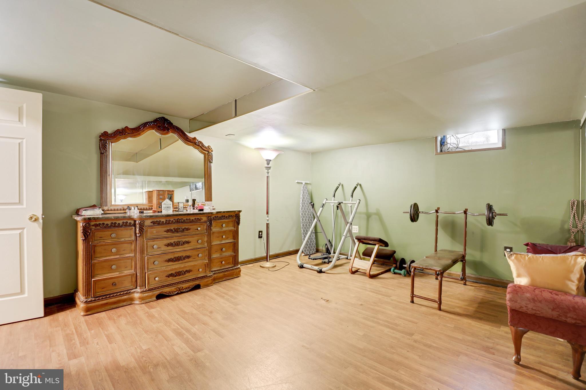 600 Farmhurst Road Pikesville, MD 21208 - Photo 32 of 33