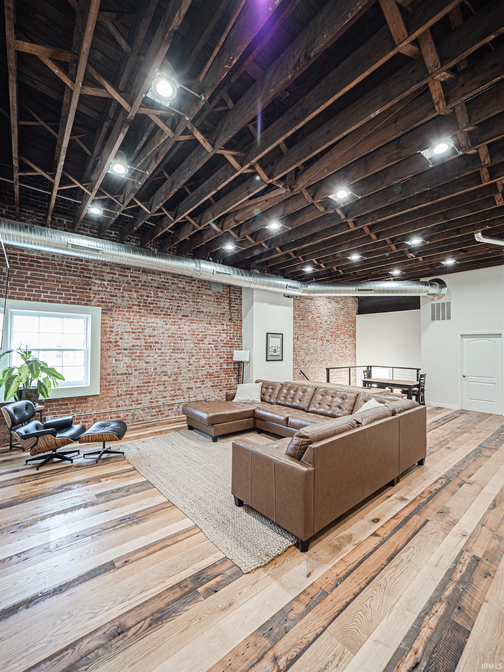 427 Main Street Evansville, IN 47708 - Photo 22 of 36 Gallery Image 22