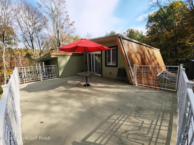 $599,000 | 185 Quiet Valley Road, Stroudsburg, PA 18360