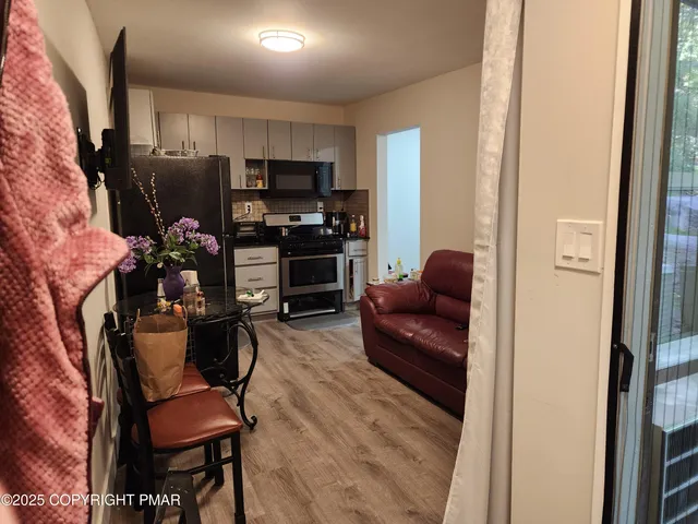 $599,000 | 185 Quiet Valley Road, Stroudsburg, PA 18360