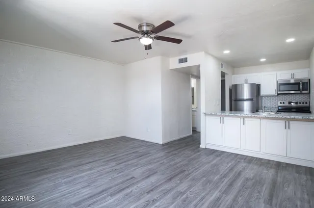 $1,095 | 4635 North 27th Avenue, Unit 205, Phoenix, AZ 85017
