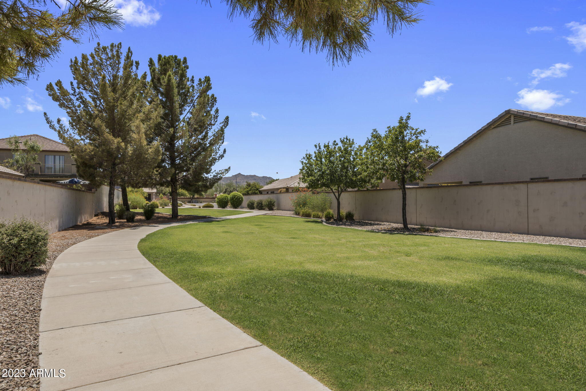 2343 West Apollo Road Phoenix, AZ 85041 - Photo 3 of 23 Common area next to property