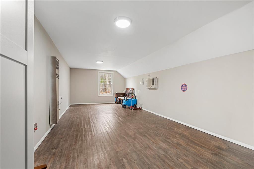 1369 South Hermitage Road Hermitage, PA 16148 - Photo 33 of 40