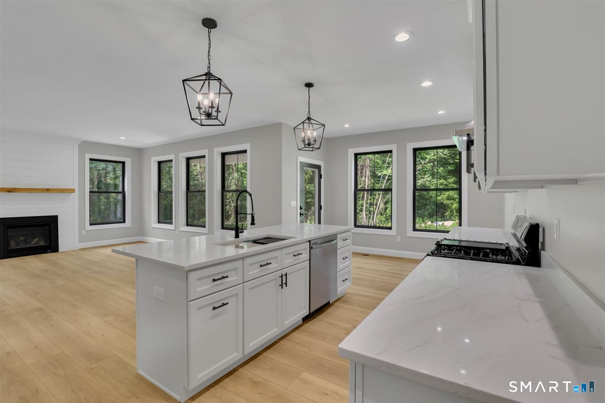29 Ashford Road Eastford, CT 06278 - Photo 19 of 40