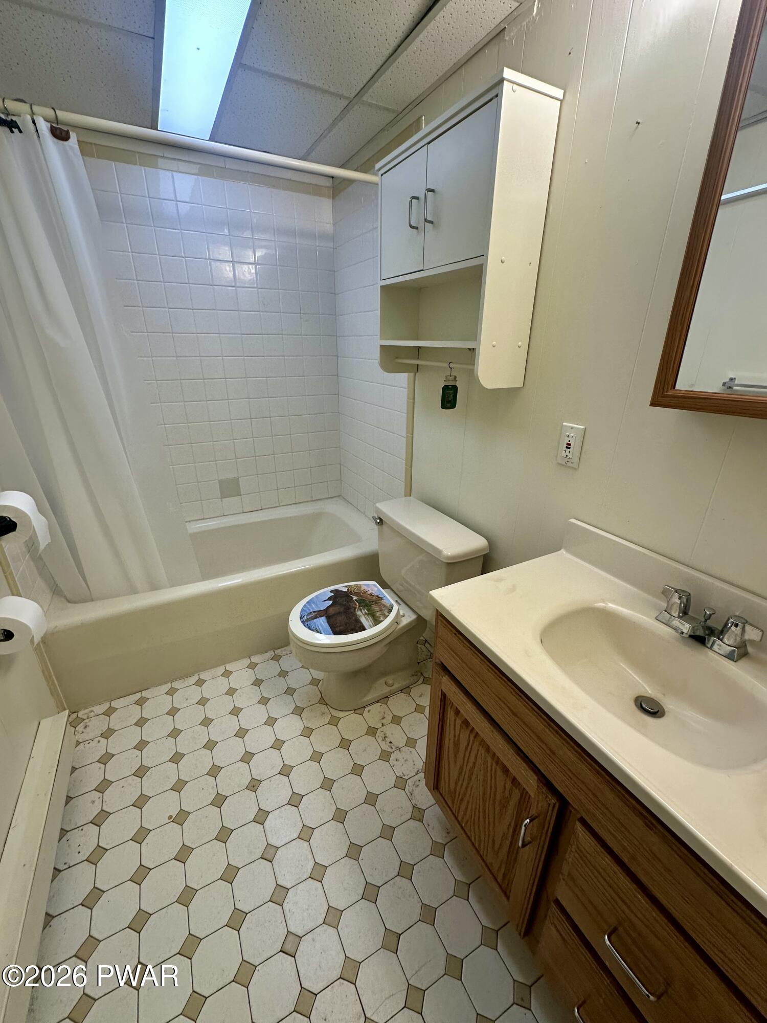 350 Oak Hill Road Hawley, PA 18428 - Photo 16 of 42 Full Bath 1st Floor