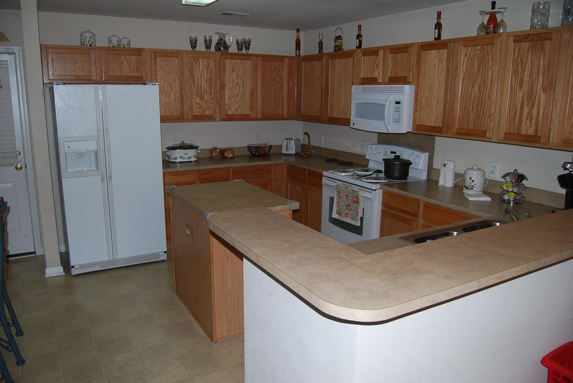 307 Briarbend Road Goose Creek, SC 29445 - Photo 8 of 12 Kitchen