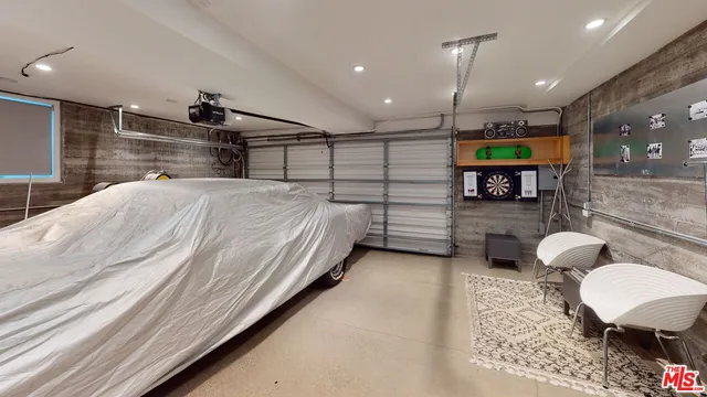 $2,398,000 | 1410 Pacific Avenue, Venice, CA 90291