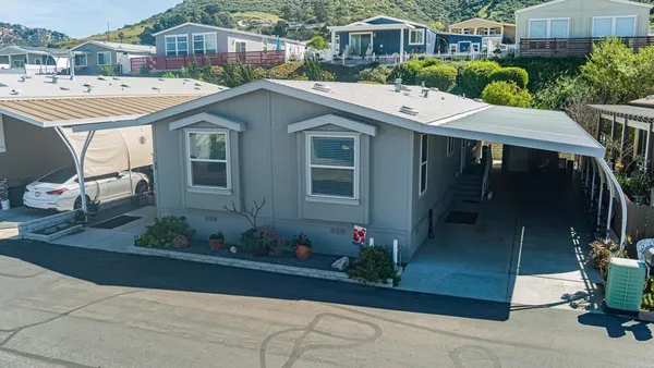 $465,000 | 4650 Dulin Road, Unit 40, Fallbrook, CA 92003