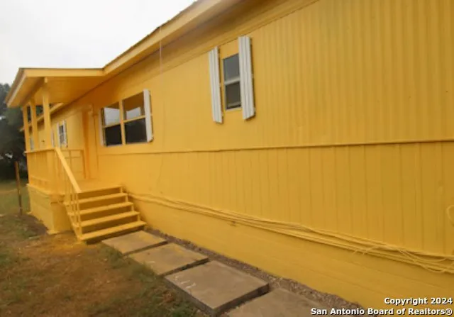 $1,300 | 115 Randall Road, Lakehills, TX 78063