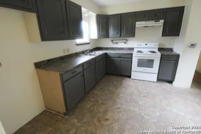 $1,300 | 115 Randall Road, Lakehills, TX 78063