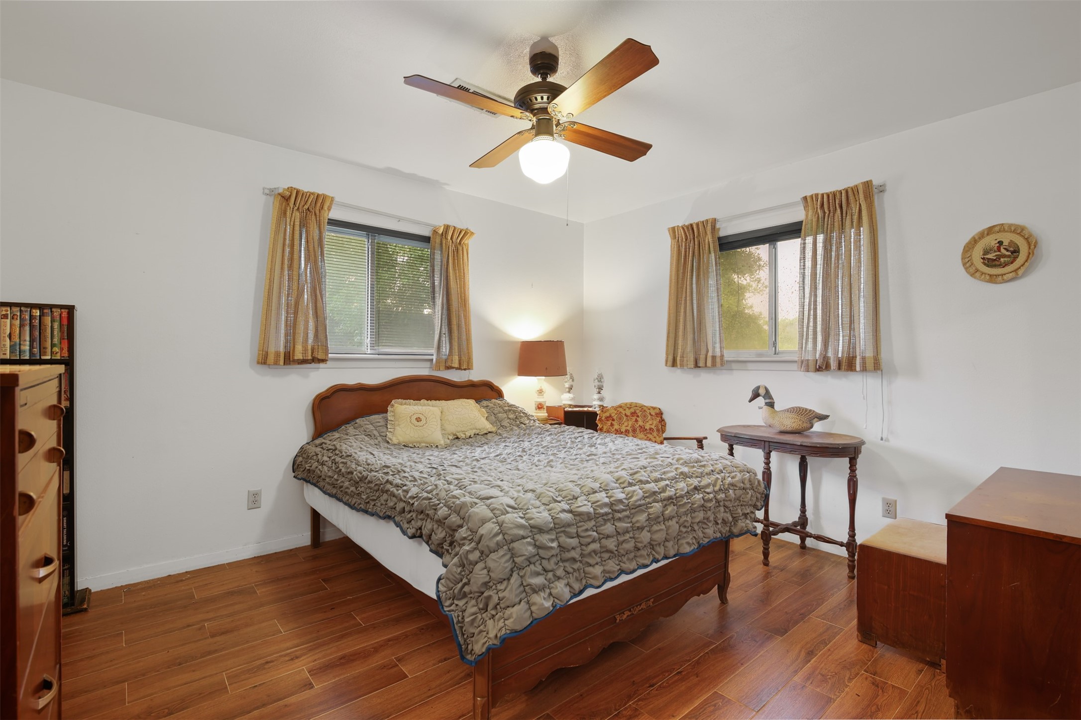 8406 East Mt Houston Road Houston, TX 77050 - Photo 17 of 30 a bedroom with a bed and window