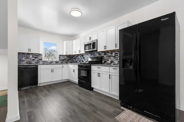 $172,000 | 319 Foster Avenue, Rockford, IL 61102