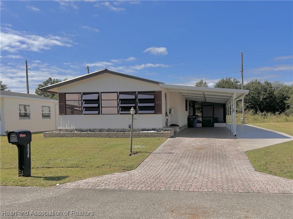 1528 Caribbean Road Sebring, FL 33870 - Photo 1 of 21 Gallery Image 1