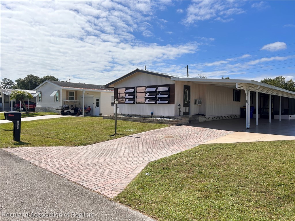 1528 Caribbean Road Sebring, FL 33870 - Photo 18 of 21 Gallery Image 18
