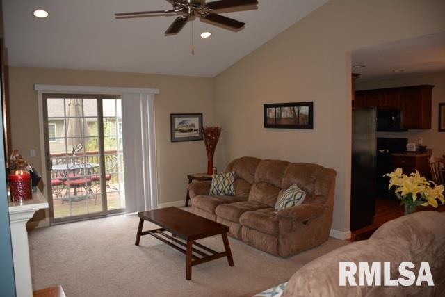 5303 West Airways Road Peoria, IL 61607 - Photo 6 of 29 Gallery Image 6