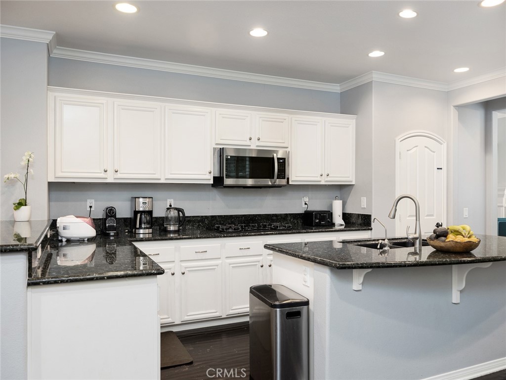 25701 Chestnut Way Stevenson Ranch, CA 91381 - Photo 14 of 63