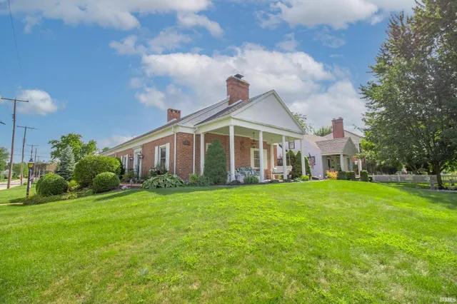 $259,900 | 601 West Franklin Street, Winchester, IN 47394