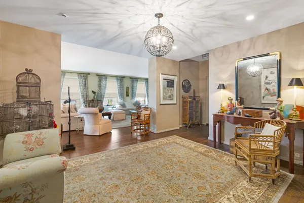 $650,000 | 5490 South Shore Drive, Unit 2N, Chicago, IL 60615