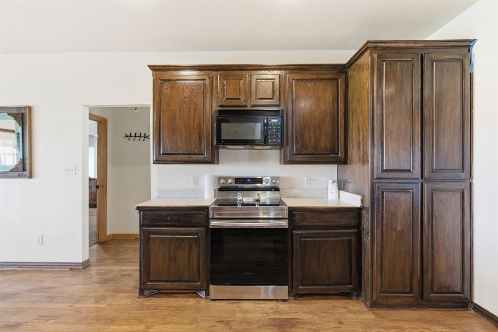 301 Rhoades Lane Springtown, TX 76082 - Photo 28 of 33