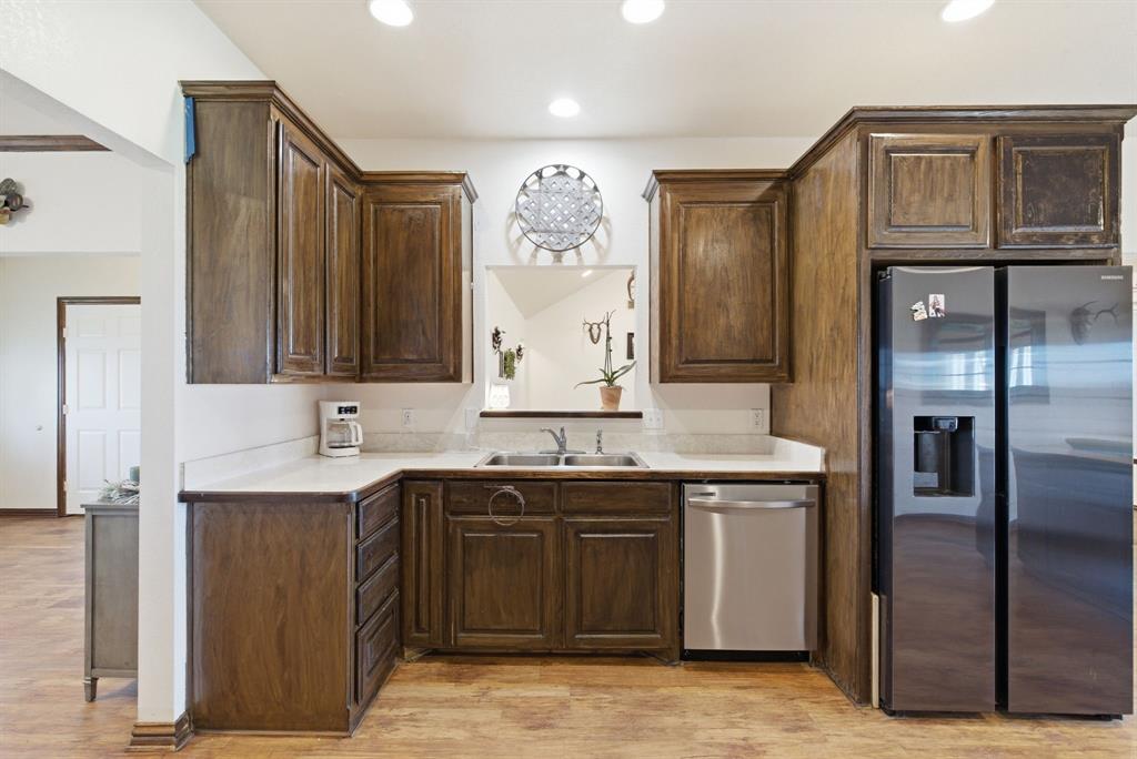 301 Rhoades Lane Springtown, TX 76082 - Photo 29 of 33