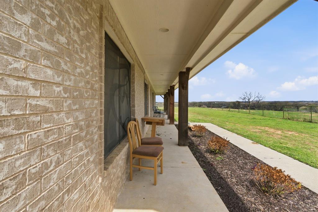 301 Rhoades Lane Springtown, TX 76082 - Photo 31 of 33