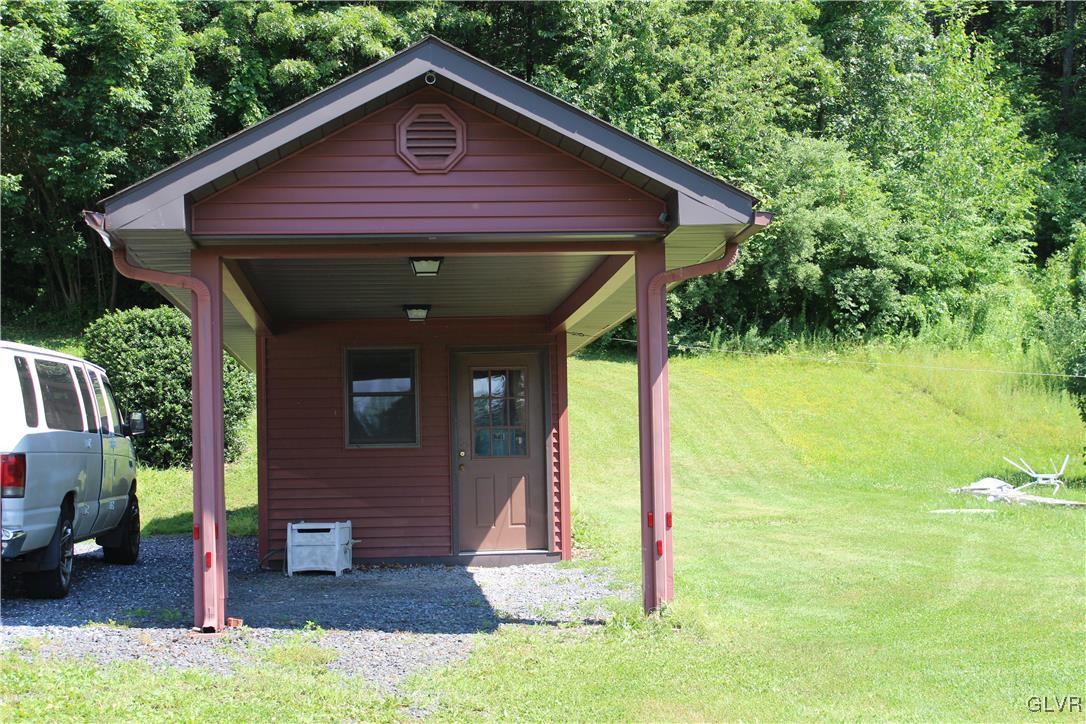 197 Greenzweig Road Kunkletown, PA 18058 - Photo 3 of 27 Gallery Image 3