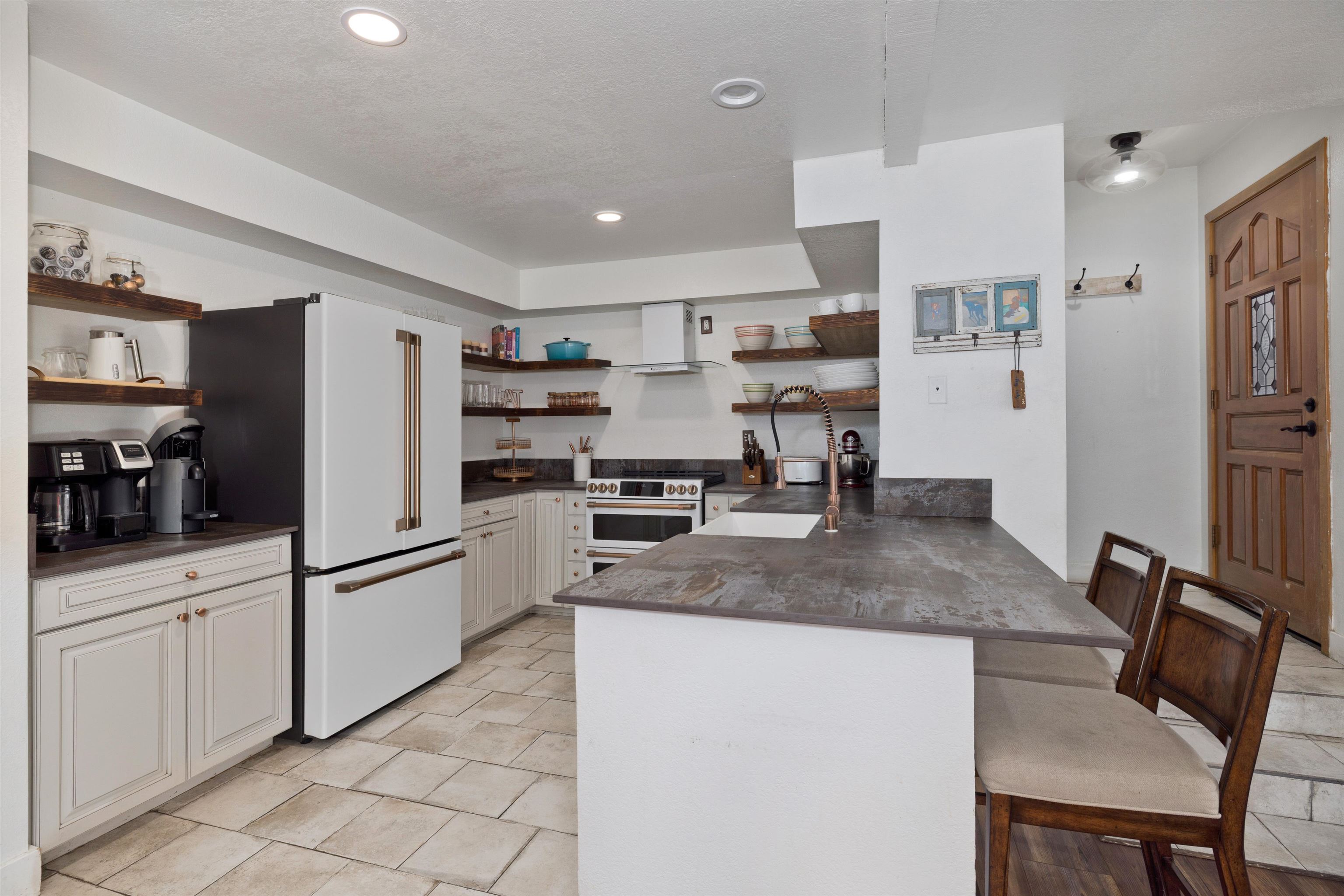 625 Golden Creek Road, Unit 625 Mammoth Lakes, CA 93546 - Photo 11 of 30